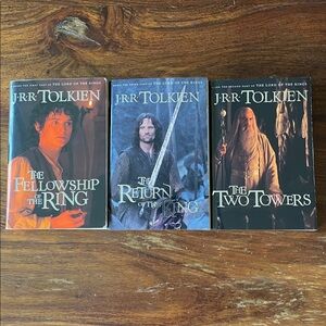 3 JRR TOLKIEN Lord of the Rings Trilogy Books (Set of 3)